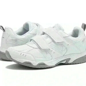 Avia Avi-Union II Strap Slip Resistant Work Shoe, Women's Size 10.5 W,